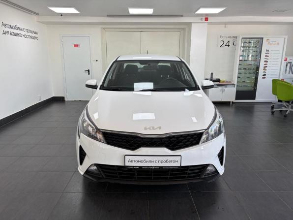 Kia Rio IV Рестайлинг с пробегом 2021 года, цена 1 598 000 рублей, 81070 км, седан, Автокод Объявления