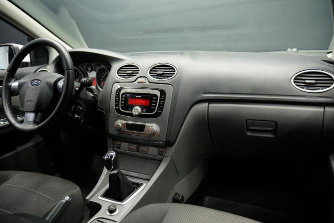 Ford Focus II Рестайлинг с пробегом 2010 года, цена 765 000 рублей, 193000 км, хэтчбек, Автокод Объявления