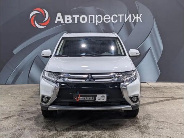 Mitsubishi Outlander III Рестайлинг 2 с пробегом 2015 года, цена 1 665 000 рублей, 169262 км, внедорожник, Автокод Объявления