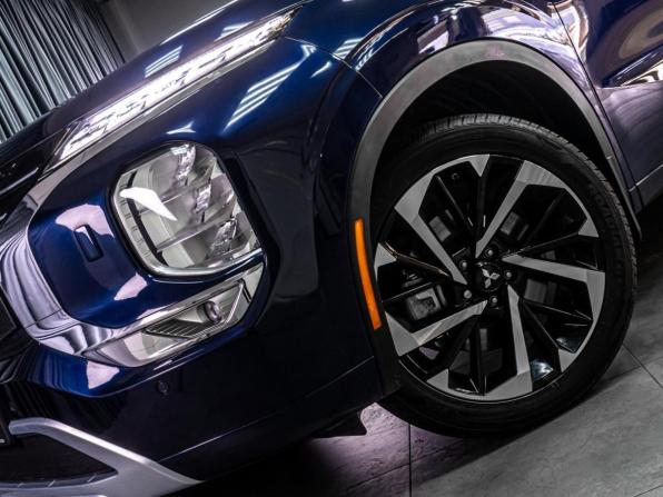 Mitsubishi Outlander IV с пробегом 2022 года, цена 4 812 000 рублей, 52528 км, внедорожник, Автокод Объявления