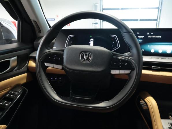 Changan Hunter Plus с пробегом 2023 года, цена 2 508 000 рублей, 37741 км, offers.body_type.unknown, Автокод Объявления