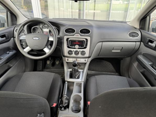Ford Focus II Рестайлинг с пробегом 2011 года, цена 620 000 рублей, 201111 км, седан, Автокод Объявления