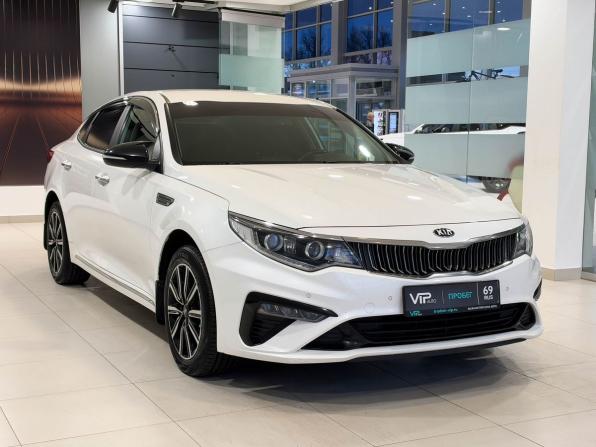 Kia Optima IV Рестайлинг с пробегом 2018 года, цена 1 797 000 рублей, 171617 км, седан, Автокод Объявления