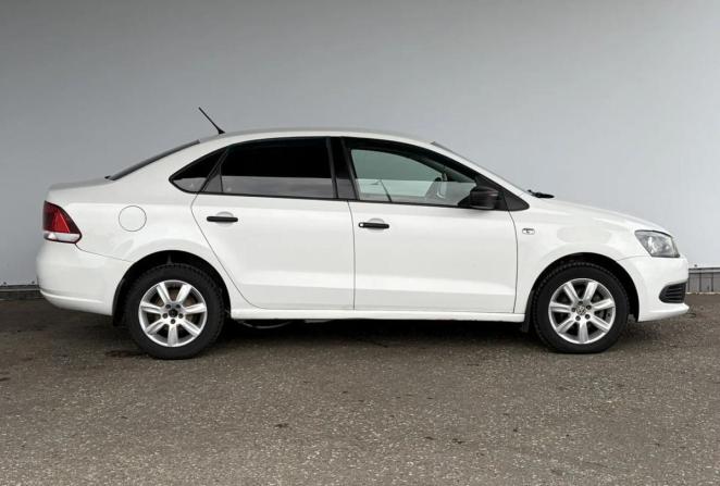 Volkswagen Polo V с пробегом 2013 года, цена 619 000 рублей, 247975 км, седан, Автокод Объявления