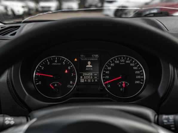 Nissan X-Trail II Рестайлинг с пробегом 2013 года, цена 1 018 000 рублей, 294176 км, внедорожник, Автокод Объявления