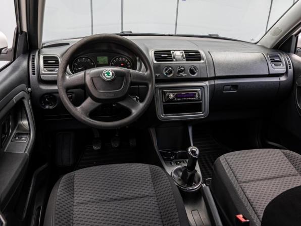 Skoda Fabia II Рестайлинг с пробегом 2011 года, цена 740 000 рублей, 151396 км, хэтчбек, Автокод Объявления