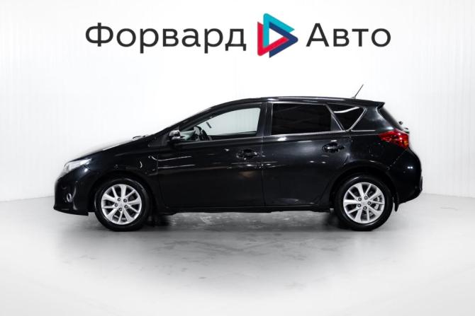 Toyota Auris II с пробегом 2013 года, цена 999 000 рублей, 215315 км, хэтчбек, Автокод Объявления