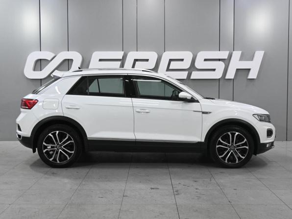 Volkswagen T-Roc I (China Market) с пробегом 2021 года, цена 2 359 000 рублей, 42770 км, внедорожник, Автокод Объявления