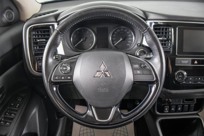 Mitsubishi Outlander III Рестайлинг 3 с пробегом 2019 года, цена 1 999 000 рублей, 161477 км, внедорожник, Автокод Объявления