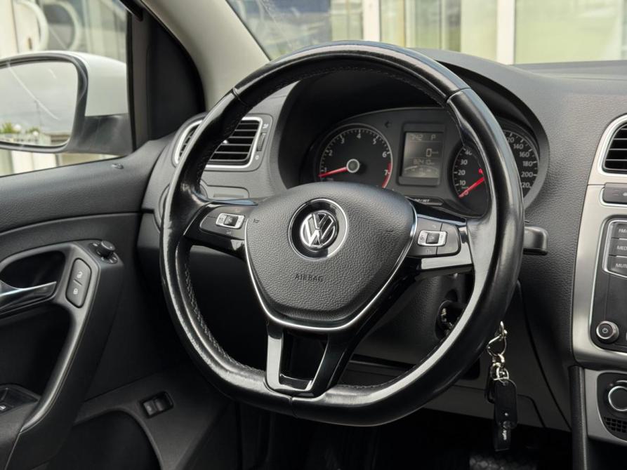 Volkswagen Polo V Рестайлинг Ульяновск  - изображение 10