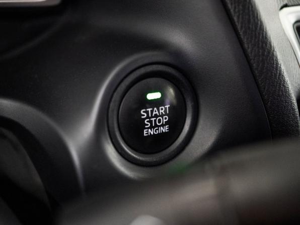 Mazda 3 III (BM) с пробегом 2013 года, цена 1 215 500 рублей, 98500 км, седан, Автокод Объявления