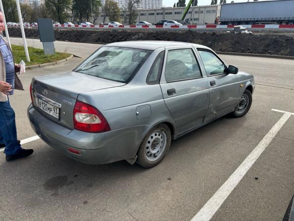Lada (ВАЗ) Priora I с пробегом 2008 года, цена 150 000 рублей, 301715 км, седан, Автокод Объявления