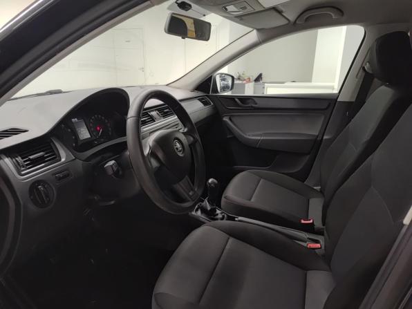 Skoda Rapid I с пробегом 2014 года, цена 730 000 рублей, 263663 км, лифтбек, Автокод Объявления