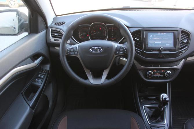 Lada (ВАЗ) Vesta I с пробегом 2017 года, цена 817 000 рублей, 118476 км, седан, Автокод Объявления