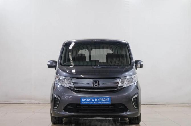 Honda Stepwgn V с пробегом 2015 года, цена 1 499 000 рублей, 390000 км, минивэн, Автокод Объявления