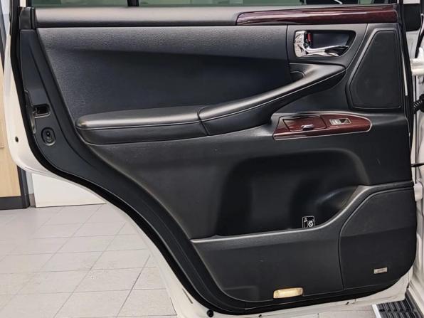 Lexus LX III Рестайлинг с пробегом 2013 года, цена 4 270 000 рублей, 351021 км, внедорожник, Автокод Объявления