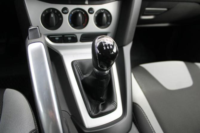 Ford Focus III с пробегом 2012 года, цена 790 000 рублей, 92000 км, хэтчбек, Автокод Объявления