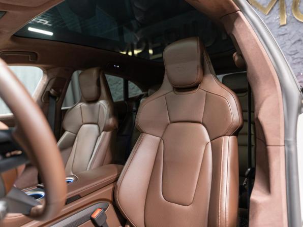 Новый Porsche Taycan I Рестайлинг 2025 года, цена 27 990 000 рублей, универсал, Автокод Объявления