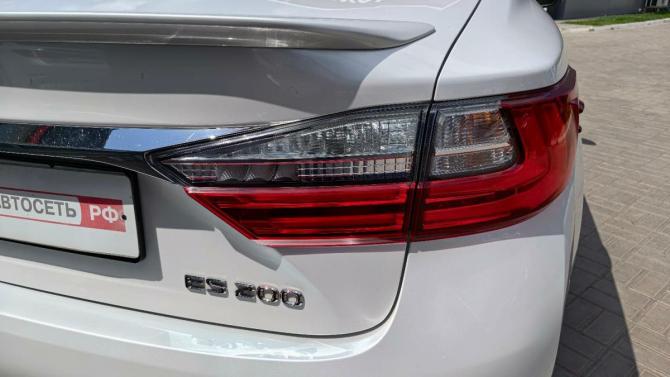 Lexus ES VI Рестайлинг с пробегом 2016 года, цена 2 350 000 рублей, 184195 км, седан, Автокод Объявления