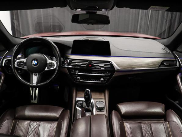 BMW 5 серии VII (G30/G31/G38) с пробегом 2019 года, цена 4 900 000 рублей, 121921 км, седан, Автокод Объявления