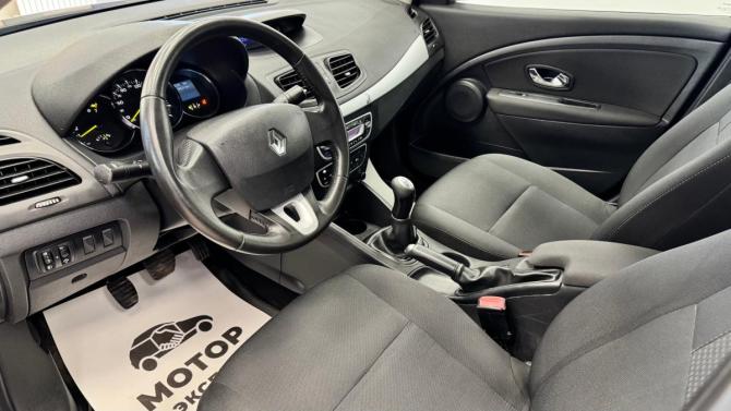 Renault Fluence I с пробегом 2012 года, цена 700 000 рублей, 123318 км, седан, Автокод Объявления