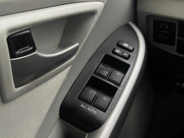 Toyota Prius III Рестайлинг (XW30) с пробегом 2013 года, цена 1 064 000 рублей, 160516 км, лифтбек, Автокод Объявления