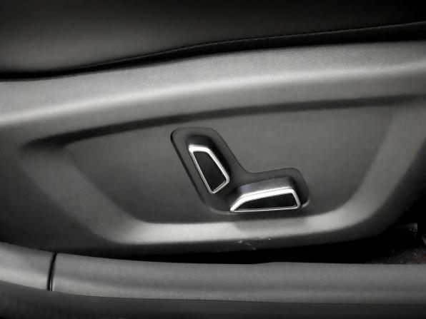 Changan UNI-V I с пробегом 2024 года, цена 2 500 000 рублей, 7734 км, лифтбек, Автокод Объявления