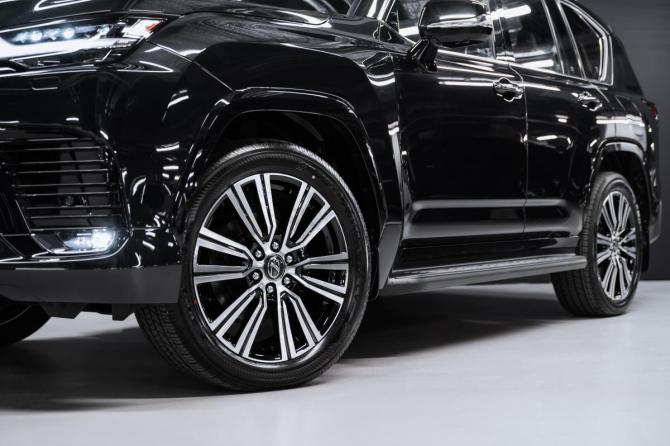 Новый Lexus LX IV 2026 года, цена 17 600 000 рублей, внедорожник, Автокод Объявления