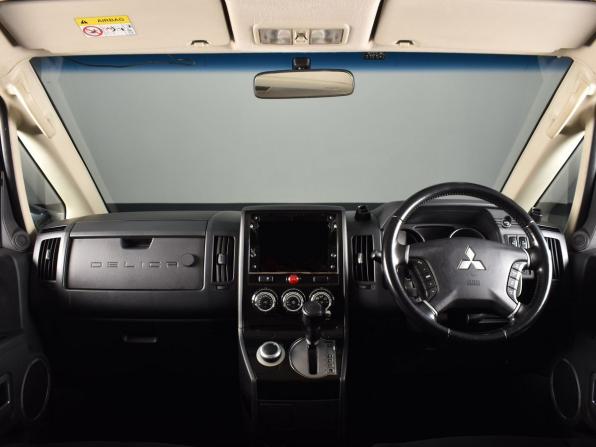 Mitsubishi Delica D:5 I с пробегом 2013 года, цена 1 999 999 рублей, 276832 км, минивэн, Автокод Объявления