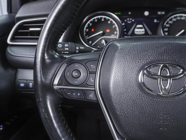 Toyota Camry VIII (XV70) Рестайлинг с пробегом 2022 года, цена 3 340 000 рублей, 133628 км, седан, Автокод Объявления