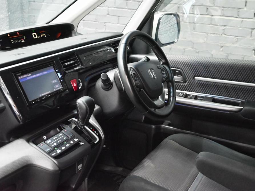 Honda Stepwgn V Екатеринбург  - изображение 18