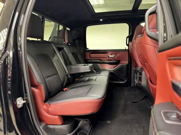 Ram 1500 V с пробегом 2022 года, цена 7 500 000 рублей, 40416 км, offers.body_type.unknown, Автокод Объявления