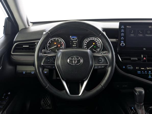 Toyota Camry VIII (XV70) Рестайлинг с пробегом 2021 года, цена 3 495 000 рублей, 56398 км, седан, Автокод Объявления