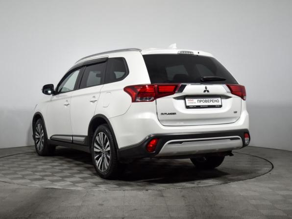 Mitsubishi Outlander III Рестайлинг 3 с пробегом 2020 года, цена 1 727 000 рублей, 145000 км, внедорожник, Автокод Объявления