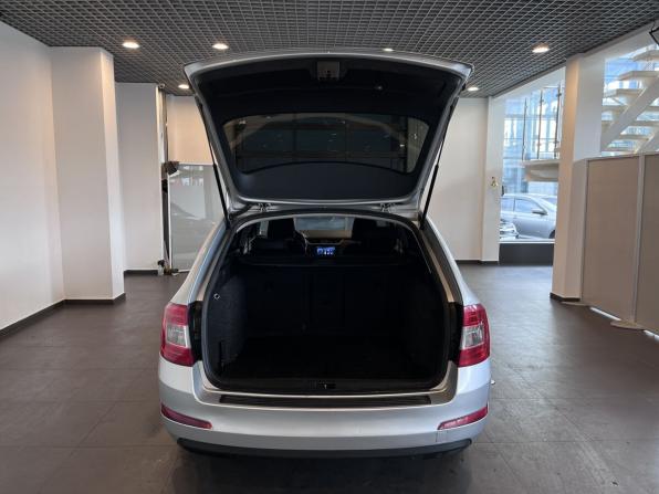 Skoda Octavia III (A7) с пробегом 2013 года, цена 992 000 рублей, 336448 км, универсал, Автокод Объявления