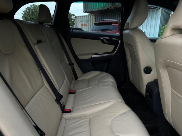 Volvo XC60 I Рестайлинг с пробегом 2013 года, цена 1 942 800 рублей, 170252 км, внедорожник, Автокод Объявления