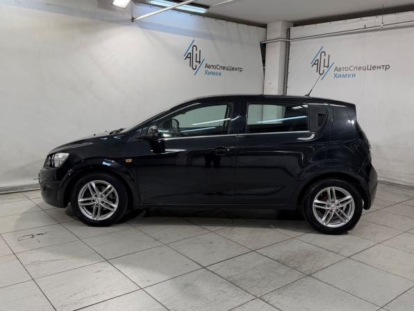 Chevrolet Aveo II с пробегом 2015 года, цена 949 800 рублей, 91000 км, хэтчбек, Автокод Объявления