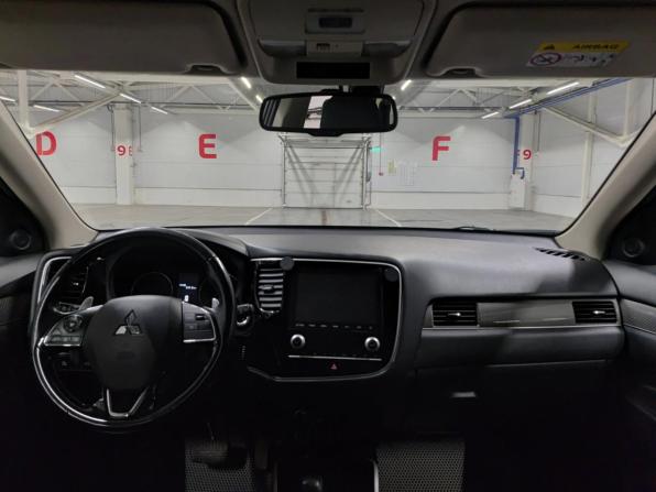 Mitsubishi Outlander III Рестайлинг 3 с пробегом 2021 года, цена 2 450 000 рублей, 143387 км, внедорожник, Автокод Объявления