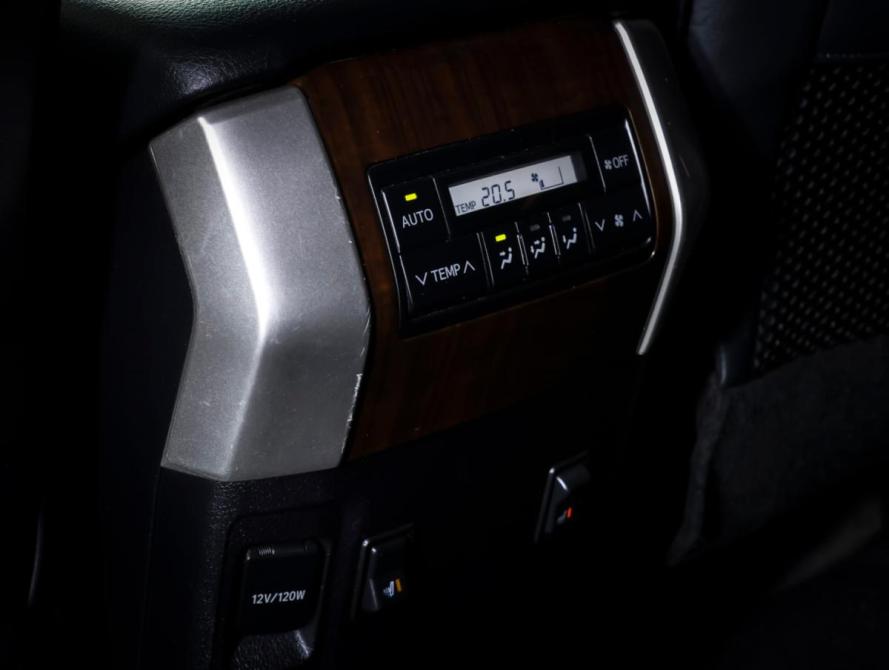Toyota Land Cruiser Prado 150 Series Москва  - изображение 12