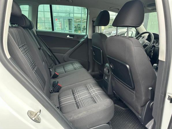 Volkswagen Tiguan I Рестайлинг с пробегом 2016 года, цена 1 599 000 рублей, 130254 км, внедорожник, Автокод Объявления