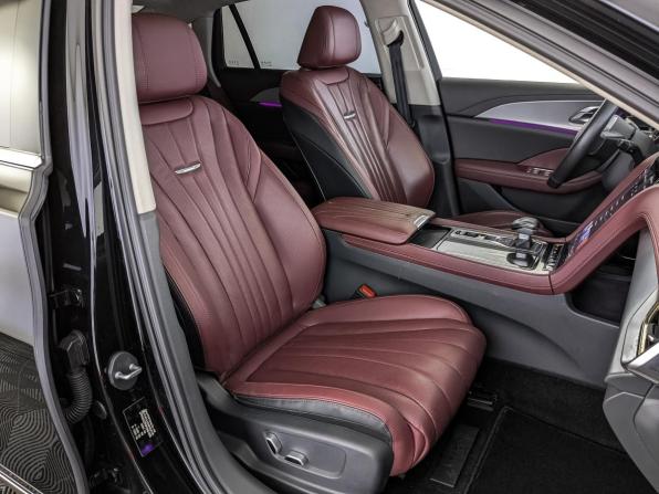 Hongqi H5 II с пробегом 2023 года, цена 2 960 000 рублей, 66044 км, седан, Автокод Объявления