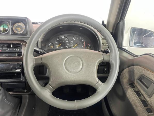 Suzuki Escudo I с пробегом 1993 года, цена 389 000 рублей, 246132 км, внедорожник, Автокод Объявления