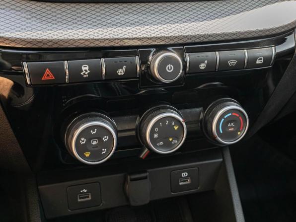 Lada (ВАЗ) Vesta I Рестайлинг (NG) с пробегом 2024 года, цена 1 360 000 рублей, 17790 км, седан, Автокод Объявления