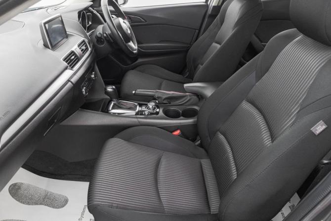 Mazda Axela III с пробегом 2015 года, цена 1 469 000 рублей, 133000 км, седан, Автокод Объявления