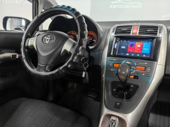 Toyota Auris I с пробегом 2007 года, цена 600 000 рублей, 303389 км, хэтчбек, Автокод Объявления