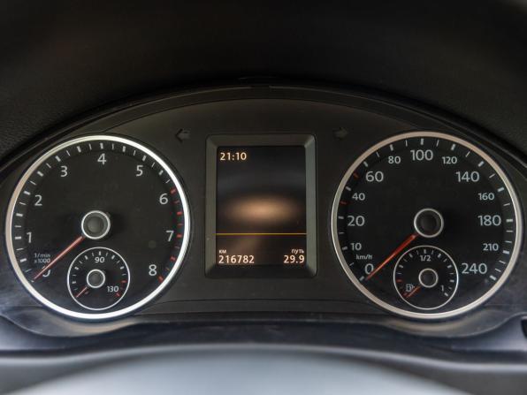 Volkswagen Tiguan I Рестайлинг с пробегом 2014 года, цена 1 398 000 рублей, 216696 км, внедорожник, Автокод Объявления