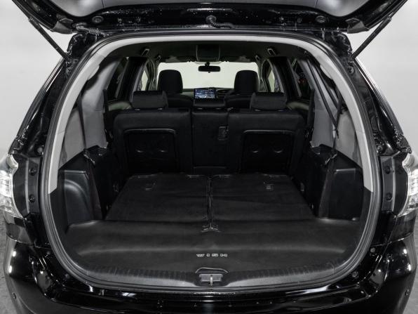 Toyota Wish II Рестайлинг с пробегом 2013 года, цена 1 400 000 рублей, 173660 км, минивэн, Автокод Объявления