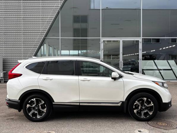 Honda CR-V V с пробегом 2017 года, цена 2 520 000 рублей, 189886 км, внедорожник, Автокод Объявления