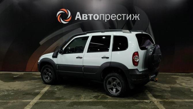 Chevrolet Niva I Рестайлинг с пробегом 2020 года, цена 889 000 рублей, 58000 км, внедорожник, Автокод Объявления