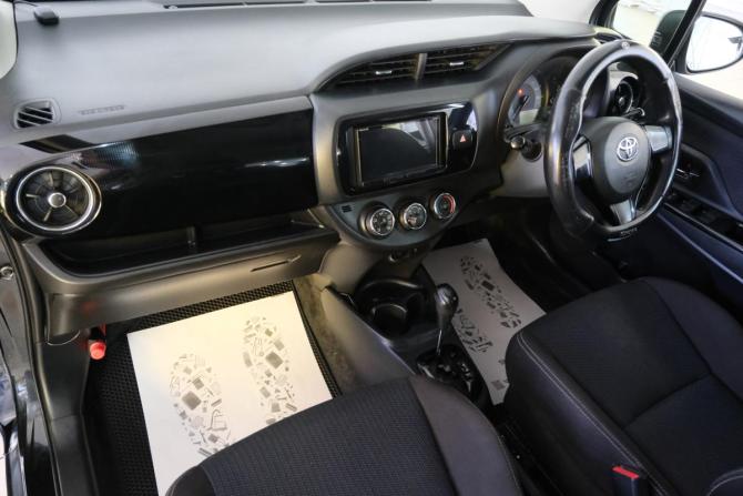 Toyota Vitz III (XP130) Рестайлинг 2 с пробегом 2018 года, цена 969 000 рублей, 137000 км, хэтчбек, Автокод Объявления